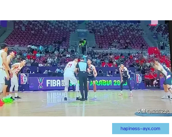 中国男篮力克强敌晋级亚洲杯四强创历史新高在主场球迷助威下