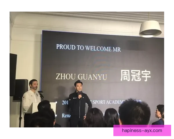 F1赛事激烈角逐新赛季前瞻各车队备战状态与车手动态一览